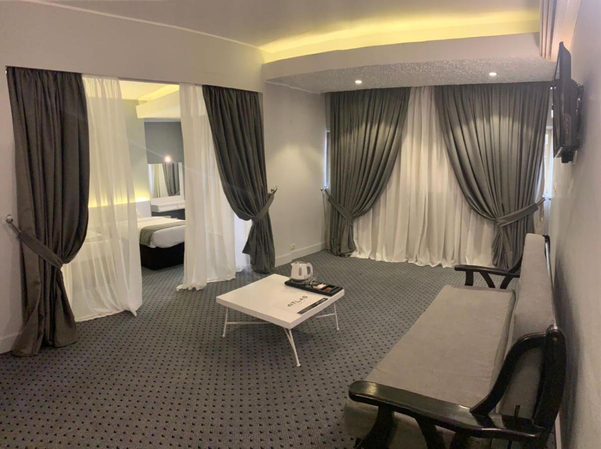 Atlas International Hotels Кайро Екстериор снимка