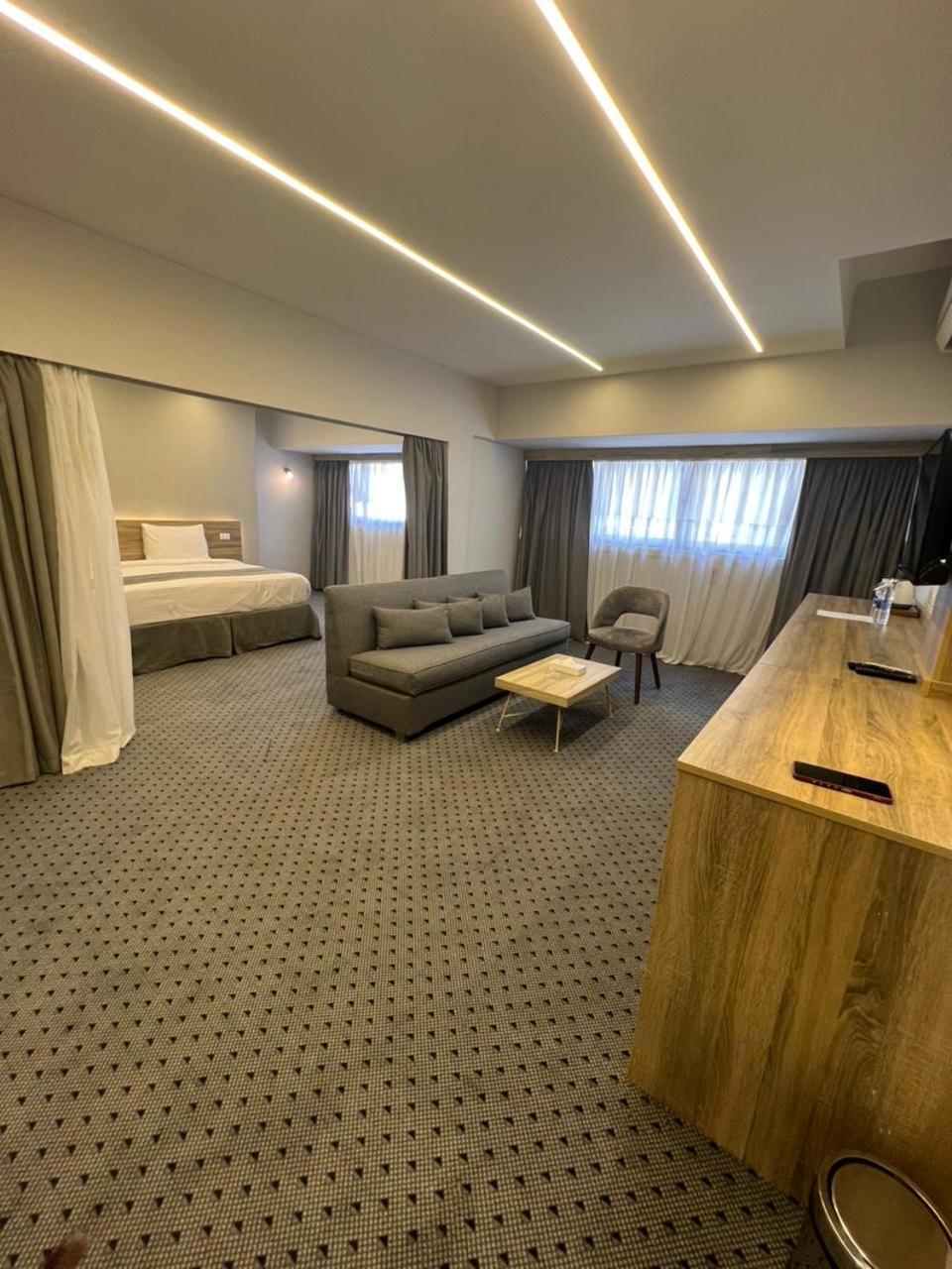 Atlas International Hotels Кайро Екстериор снимка