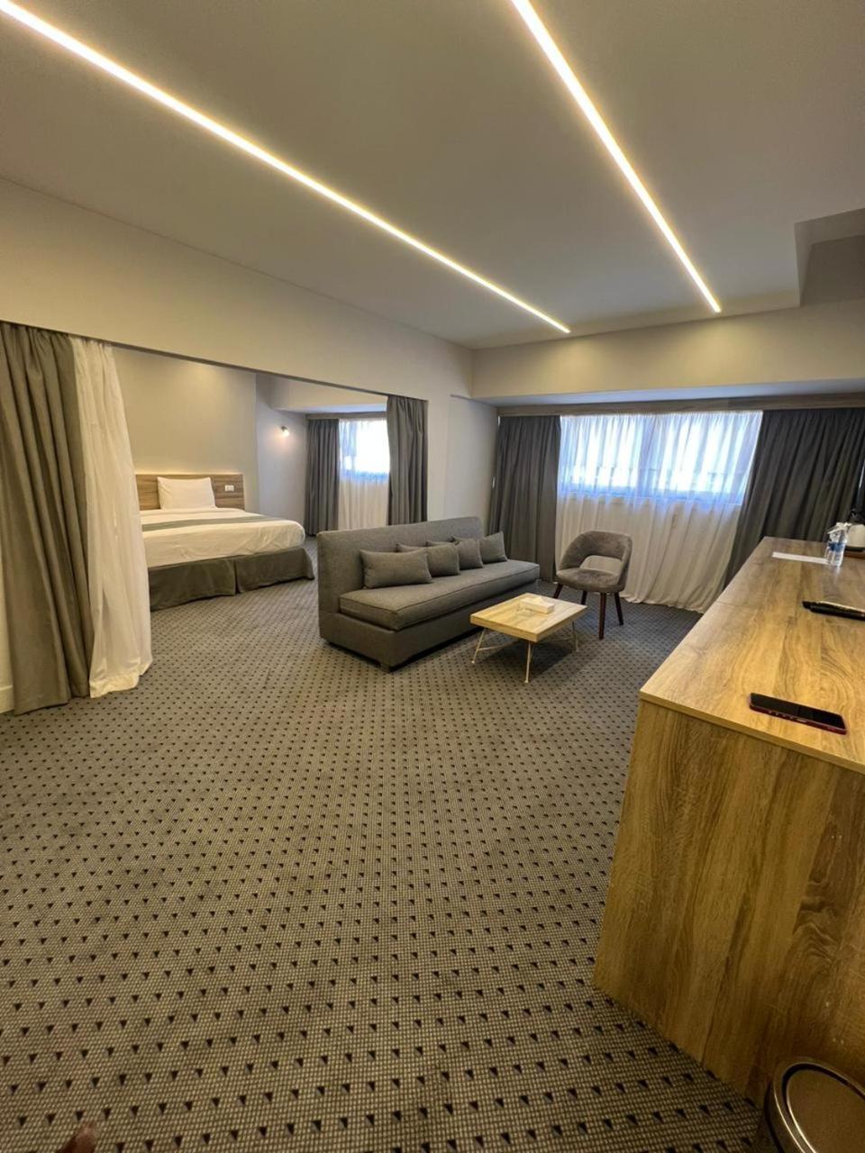 Atlas International Hotels Кайро Екстериор снимка