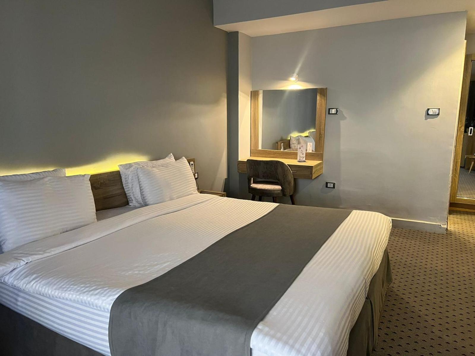 Atlas International Hotels Кайро Екстериор снимка