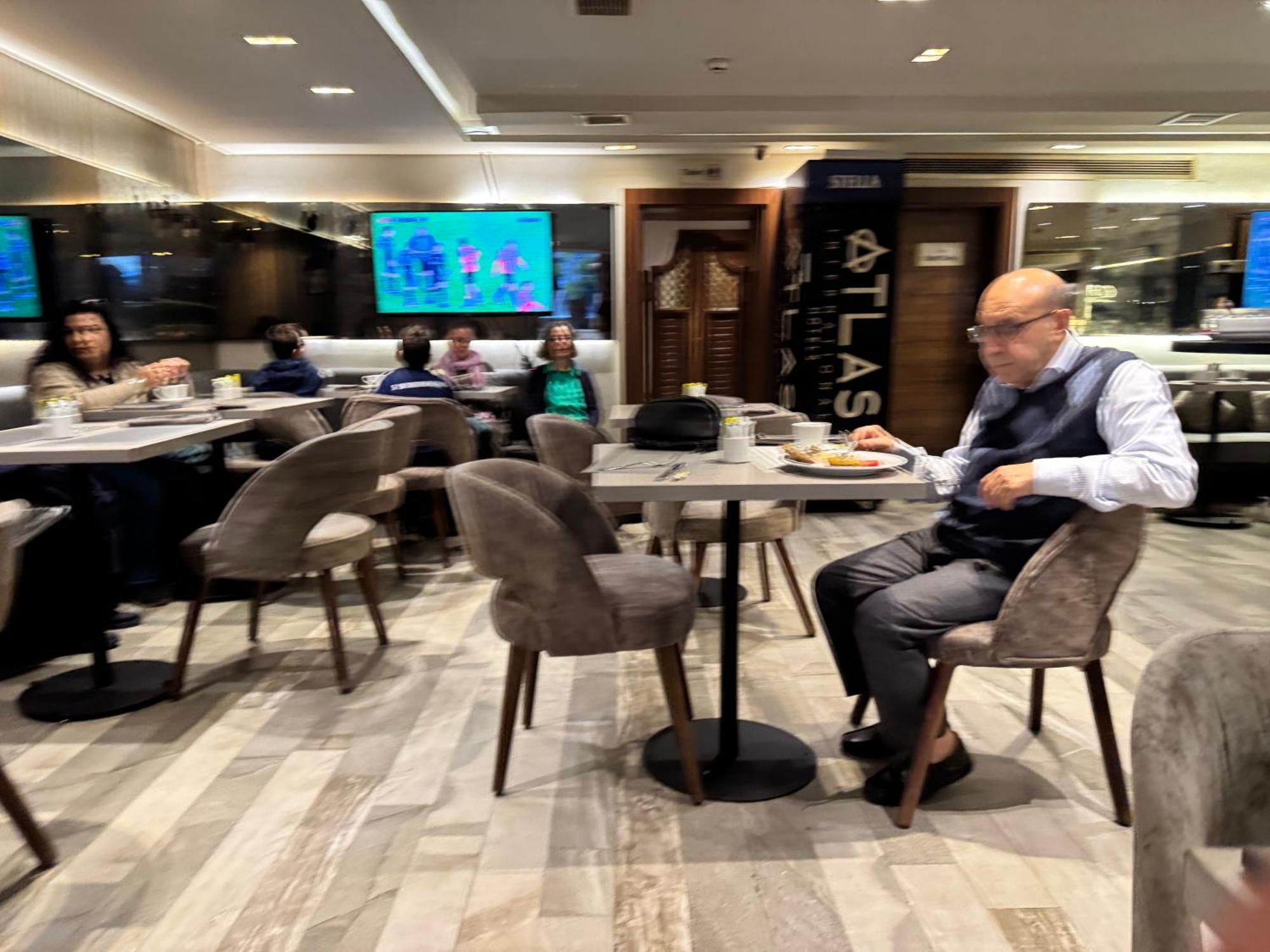 Atlas International Hotels Кайро Екстериор снимка